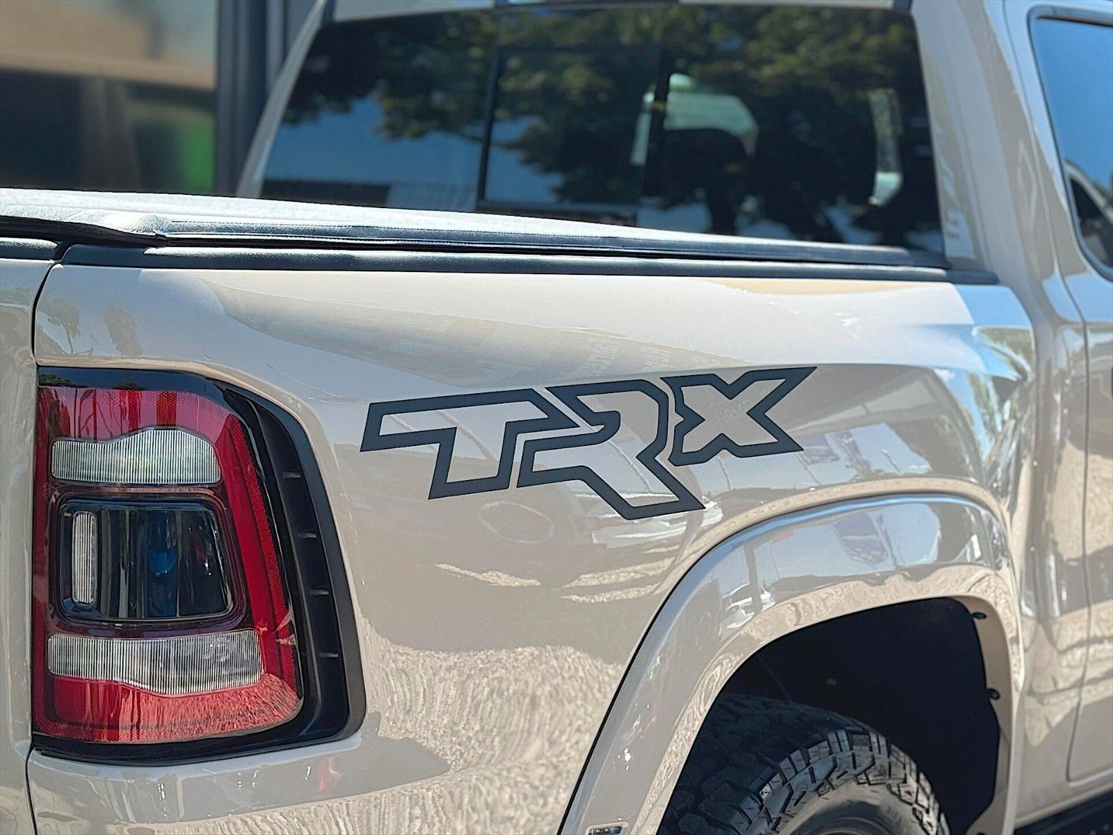 Fahrzeugabbildung Dodge RAM 5.7 V8 HEMI TRX Style OFFROAD 4x4 12Zoll LED
