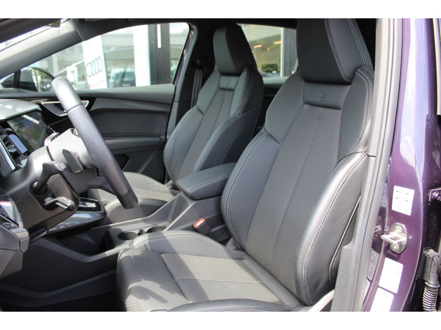 Q4 e-tron 50 quattro - S-Line*Komfort+*KAM*MTRX!