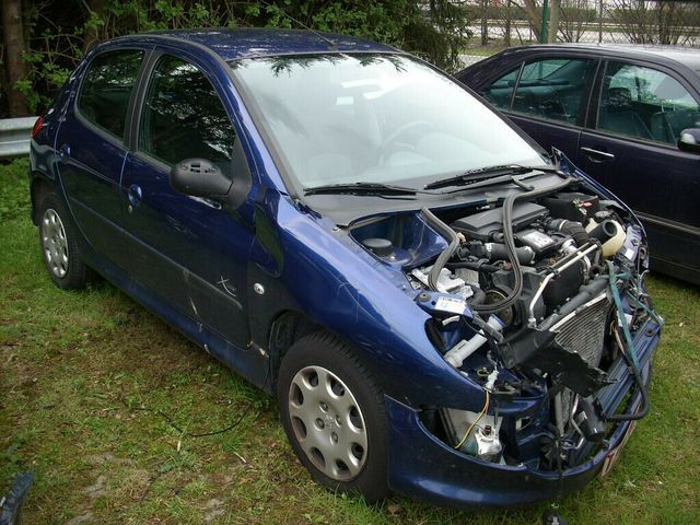 Peugeot 206 HDi 1.4 hdi X line