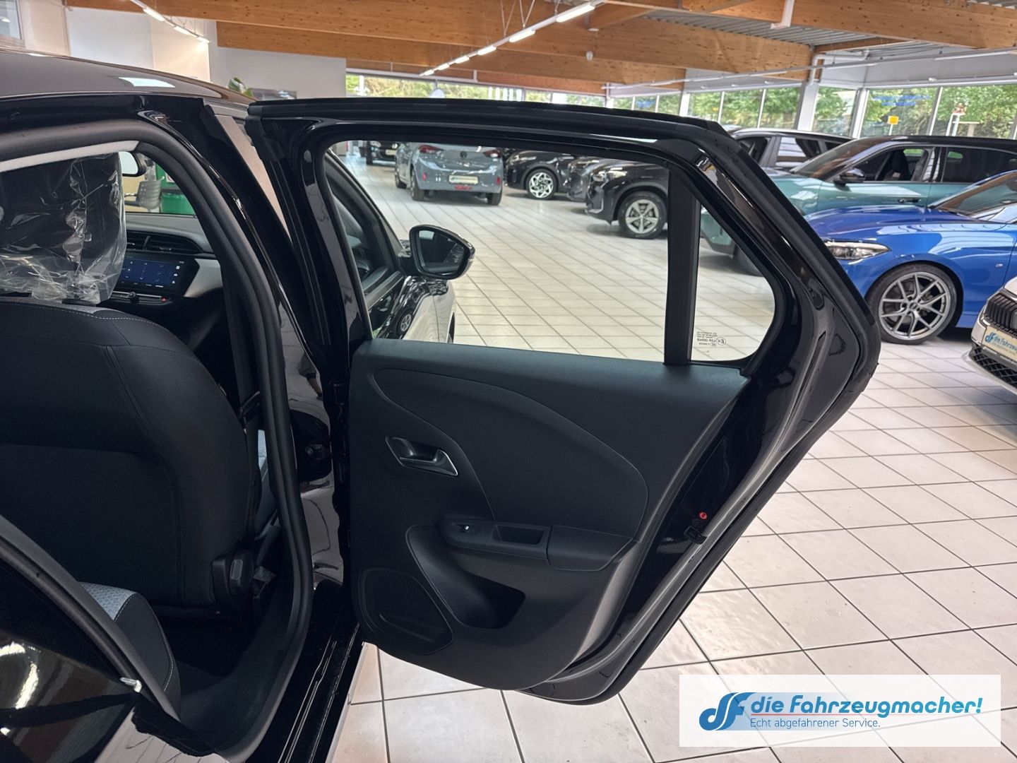 Fahrzeugabbildung Opel Corsa-e *Alu, Wärmepumpe, SHZ*Edition Apple CarP