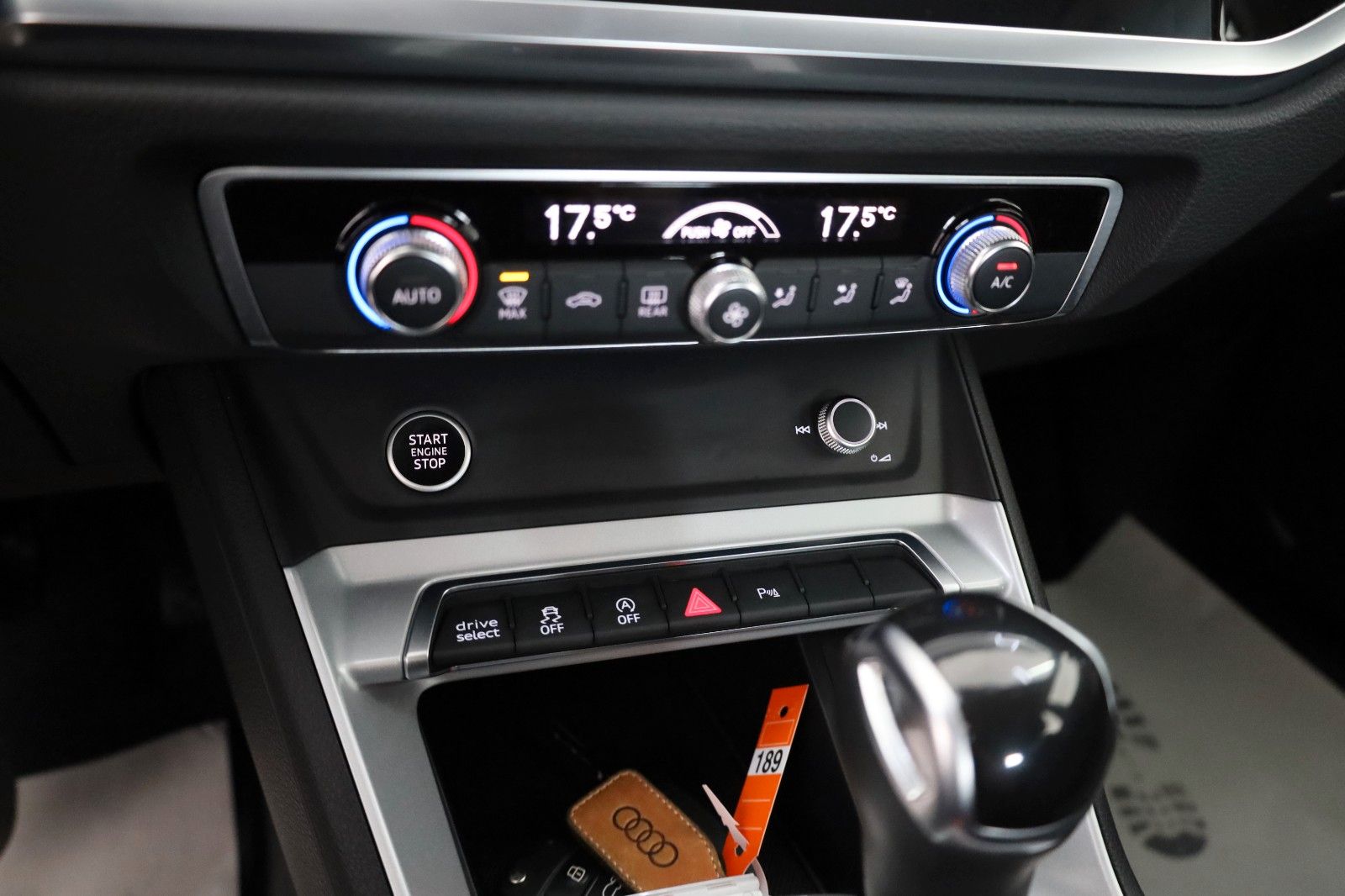 Fahrzeugabbildung Audi Q3 Sportback 35 TDI ,Navi,LED,Kamera,Carplay,ACC
