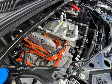 2024 BMW IX1 — миниатюра 30