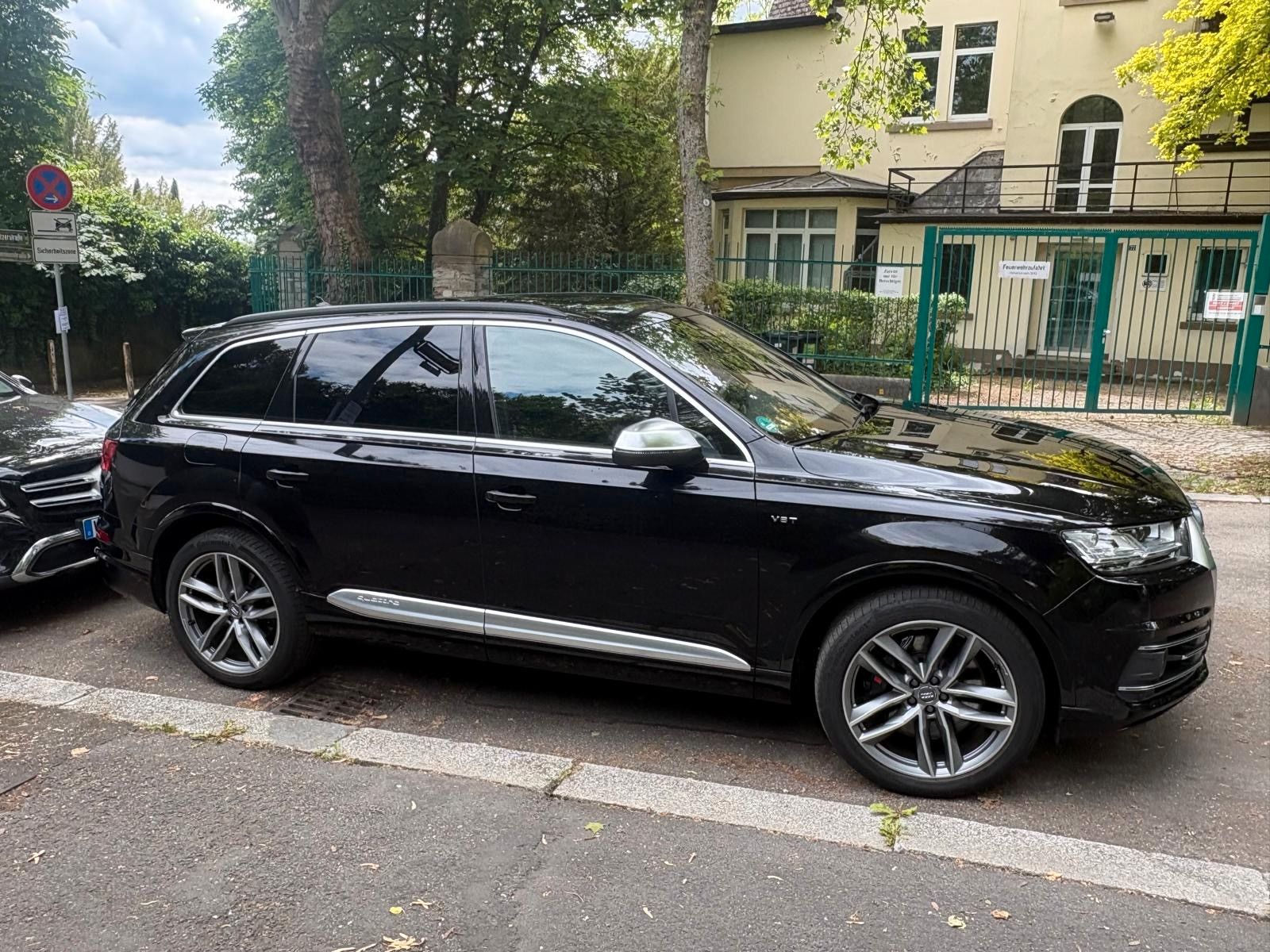 AUDI SQ7 4.0 TDI -sehr guter Zustand/ wenig Kilometer
