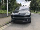 Peugeot 1007 - gebrauchte Peugeot 1007 aus dem Jahr 2009