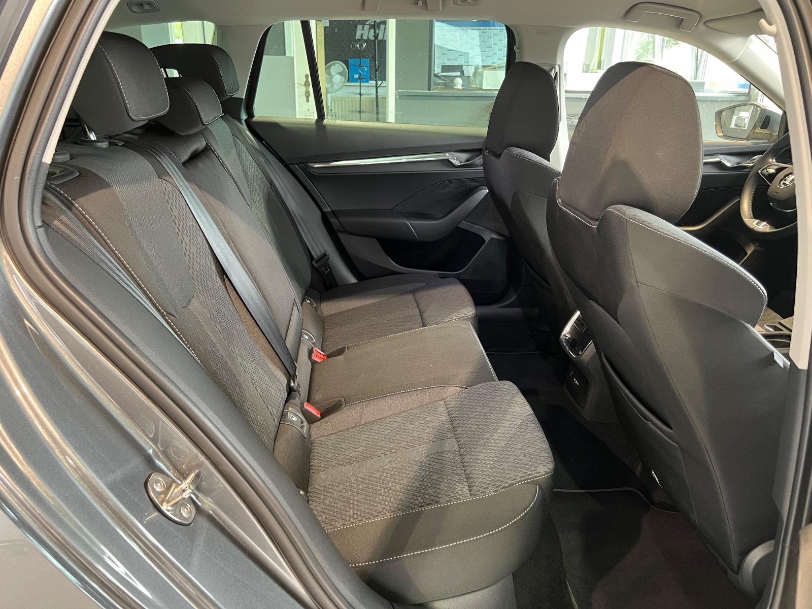 Skoda Octavia Combi*MEMORY*TOTWINKEL*LenkradHZ, миниатюра 20