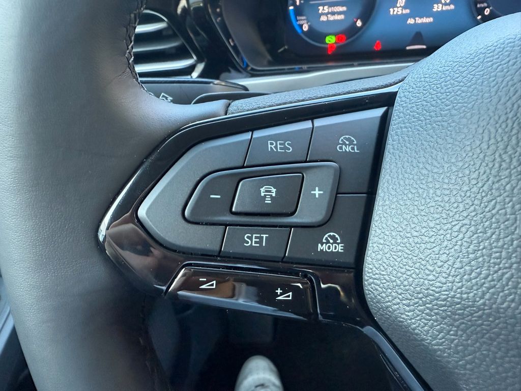 Ford Tourneo Connect L1 Titanium NAV*CarPlay*USB*