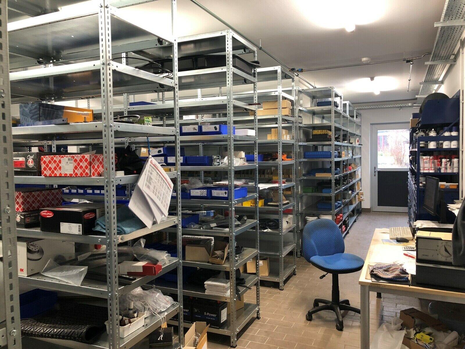 showroom-image-bottom