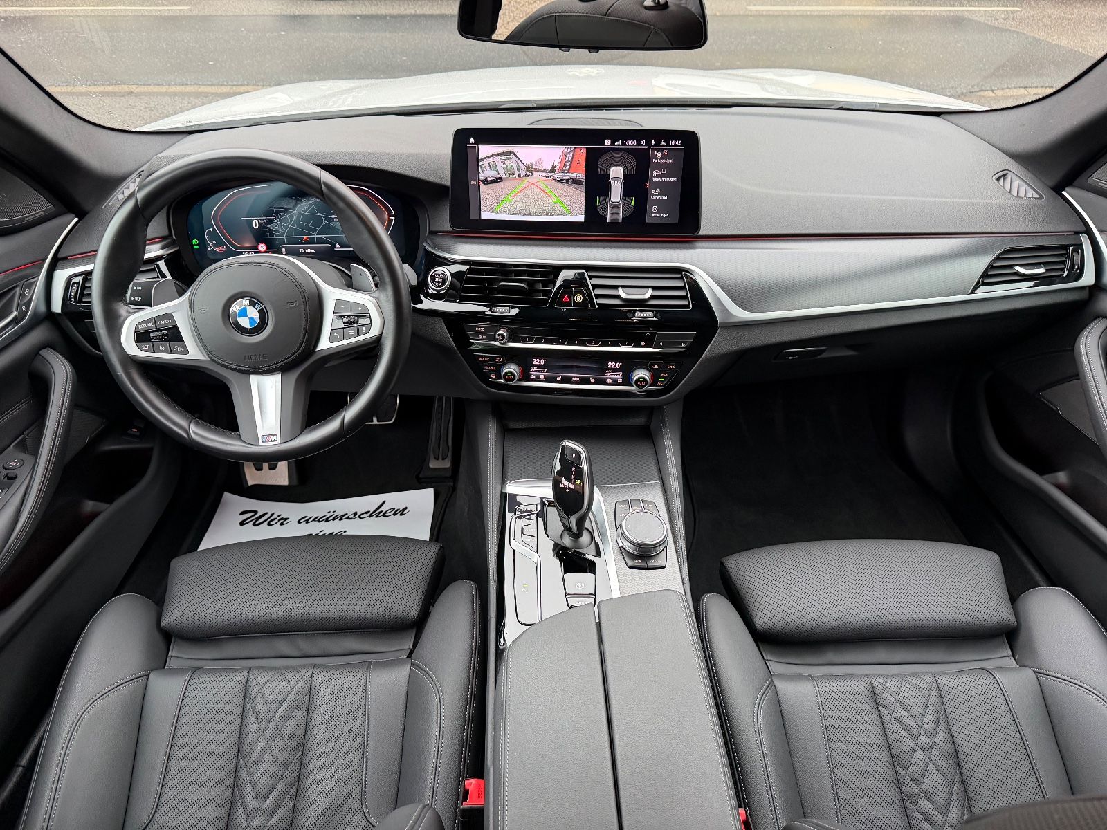 Fahrzeugabbildung BMW 520 i Touring M Sport H&K AHK LED KAMERA
