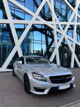 Mercedes-Benz Mercedes CLS 63 AMG - gebrauchte Mercedes-Benz CLS 63 AMG aus dem Jahr 2011