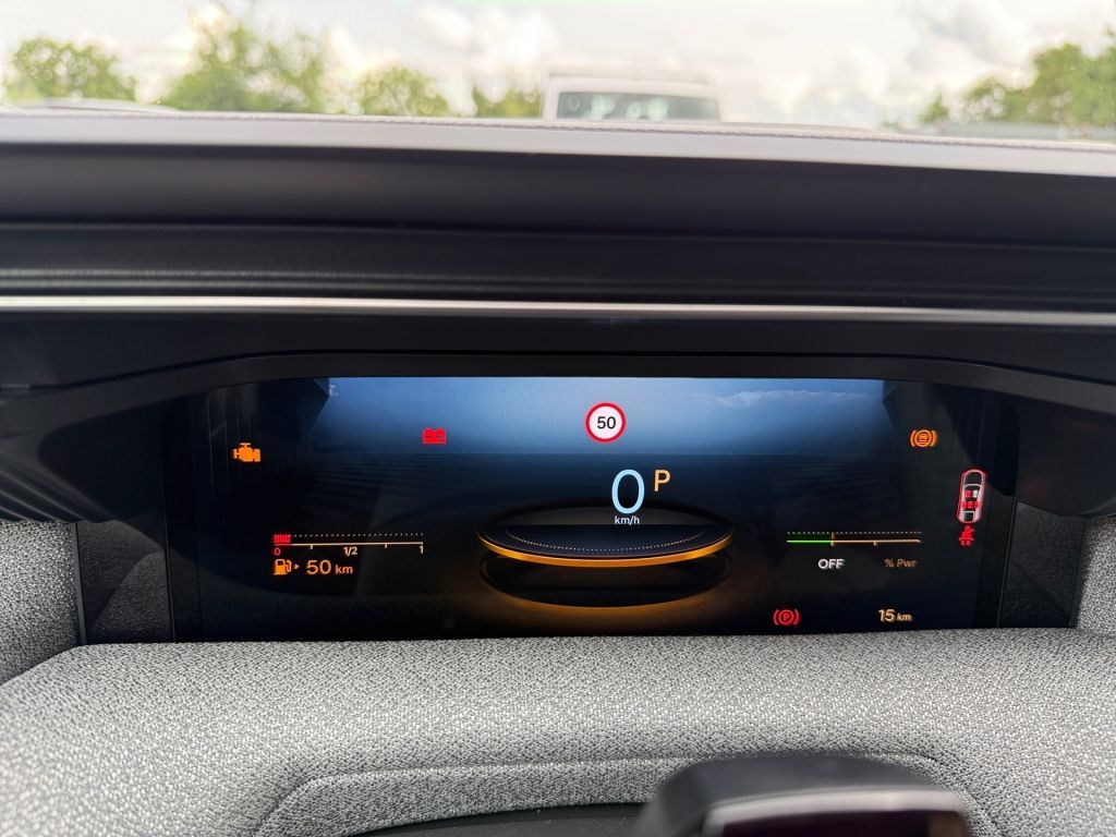 Fahrzeugabbildung Citroën C5 Aircross Hybrid 145 TEAM D mit Winter Paket