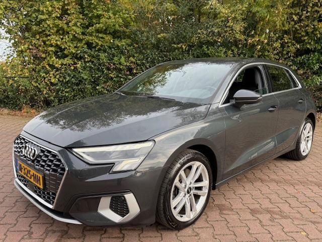 Audi A3 Sportback 30TFSI HEV 110PK S-TRONIC ATTITUDE/