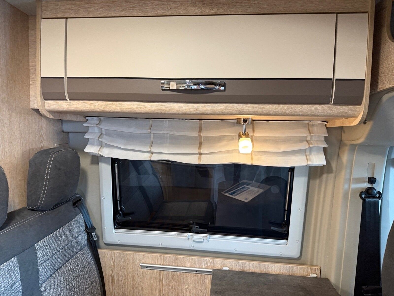 Fahrzeugabbildung Pössl Summit 600 Plus Citroen 140 PS Dörr Edition