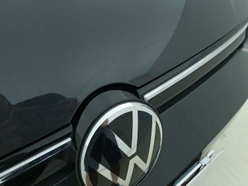 Volkswagen Golf - 5