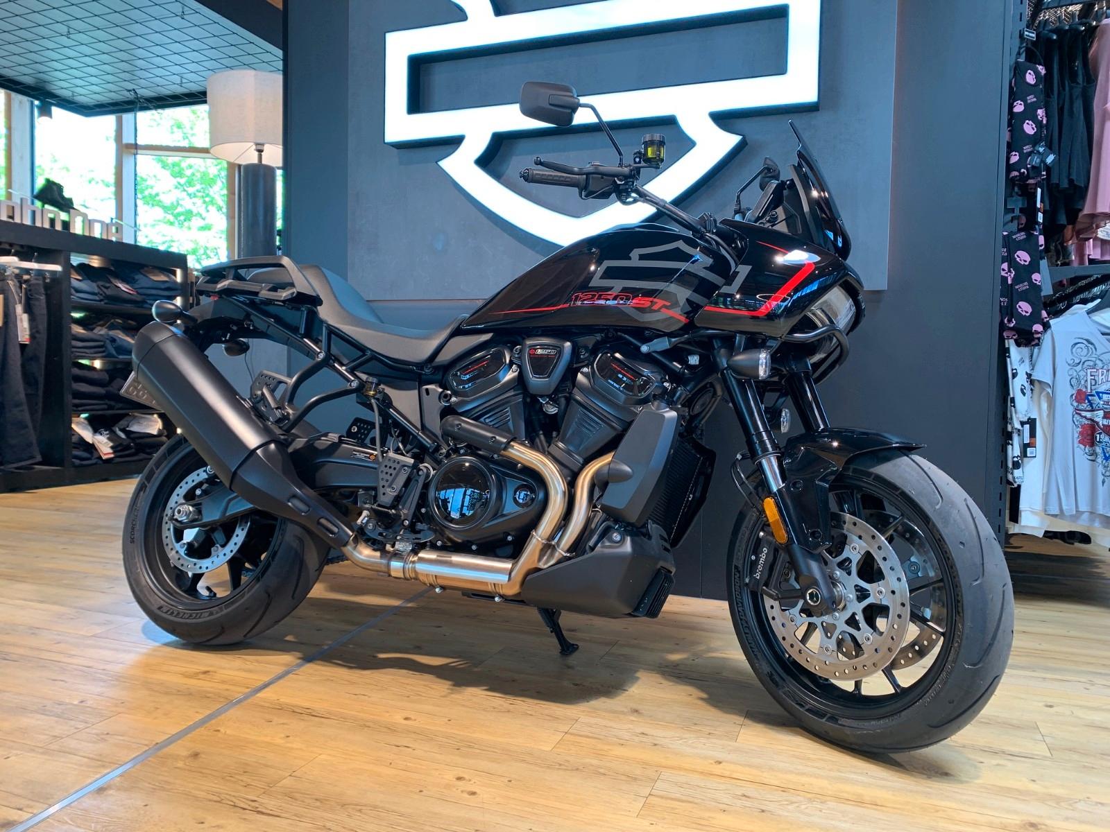 Harley-Davidson Pan America ST