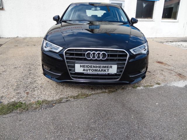 Fahrzeugabbildung Audi A3 Sportback ambition/18-Zoll/Navi/Xenon/SitzH/