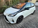 Toyota Yaris 1,5-l-VVT-i Hybrid CVT Style Seleciton... - Toyota Yaris: Vvt