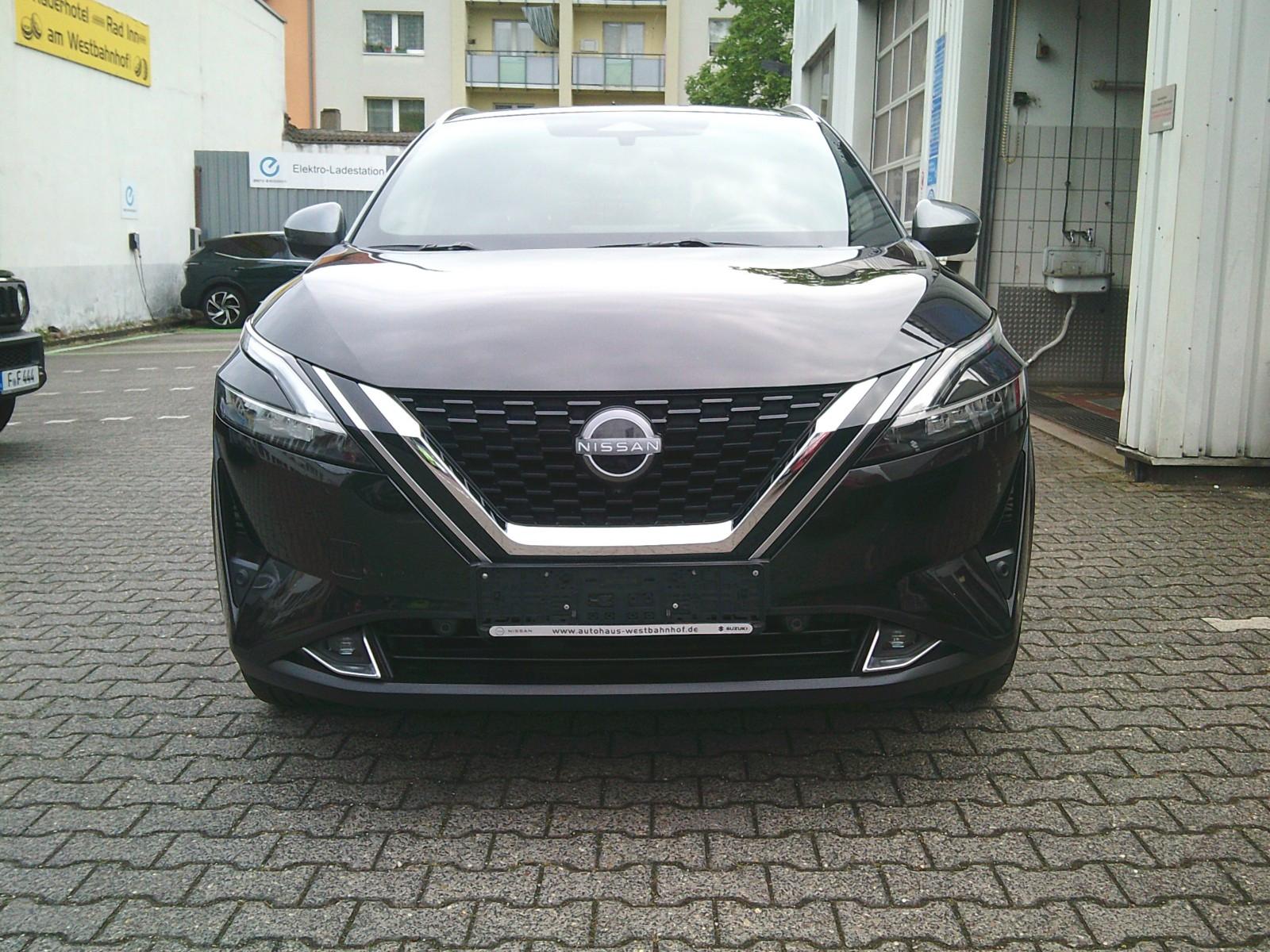 Nissan Qashqai Tekna+ 4x4 "Standheizung"