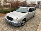 Mercedes-Benz E430 T W210 S210 Avantgarde 4.3 V8 M113 - Mercedes-Benz E 430: Kombi