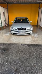 BMW Bmw e46 330d - BMW 330 Limousine 330d e46 mit Diesel-Antrieb