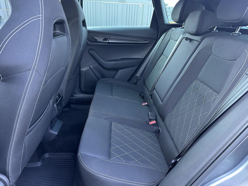 Skoda Karoq 2022 г. Серый, пробег 54750 км