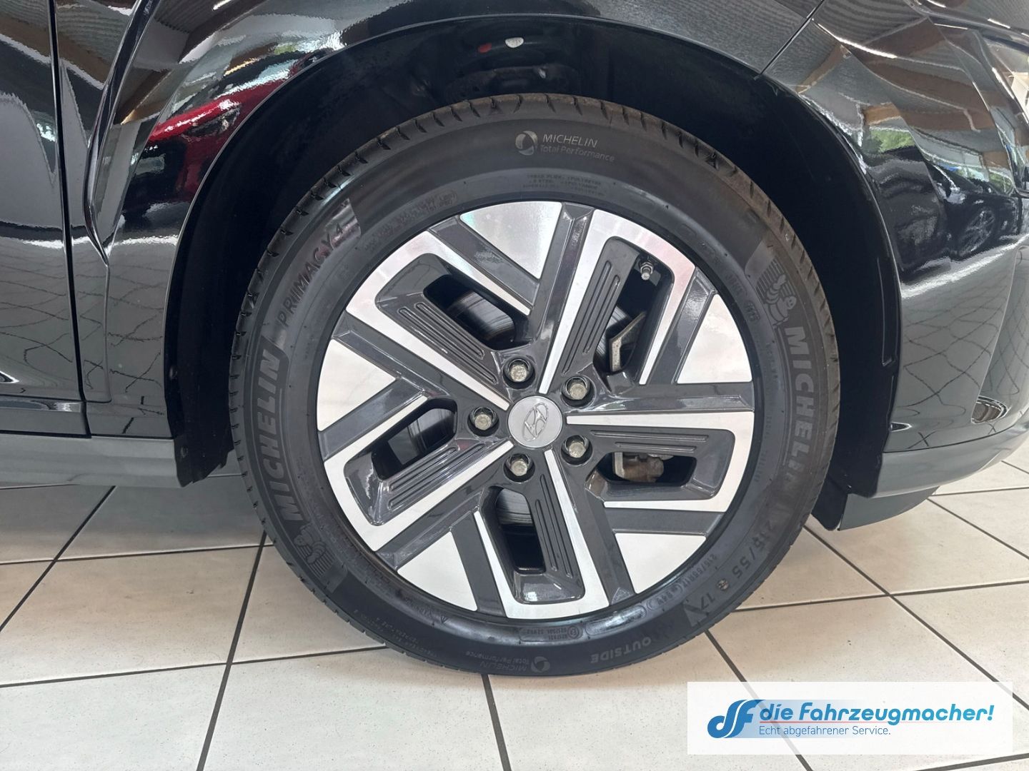 Fahrzeugabbildung Hyundai KONA Trend Elektro 2WD Navi Soundsystem LED ACC