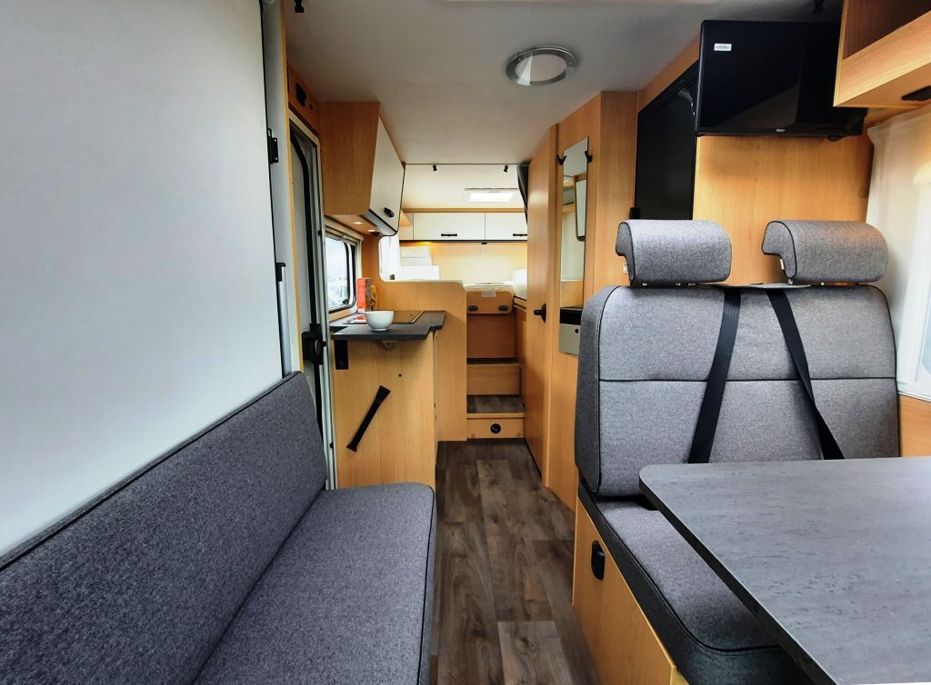Fahrzeugabbildung Sunlight V 67S ADVENTURE EDITION Verfüg./Sparen Sie 6.038