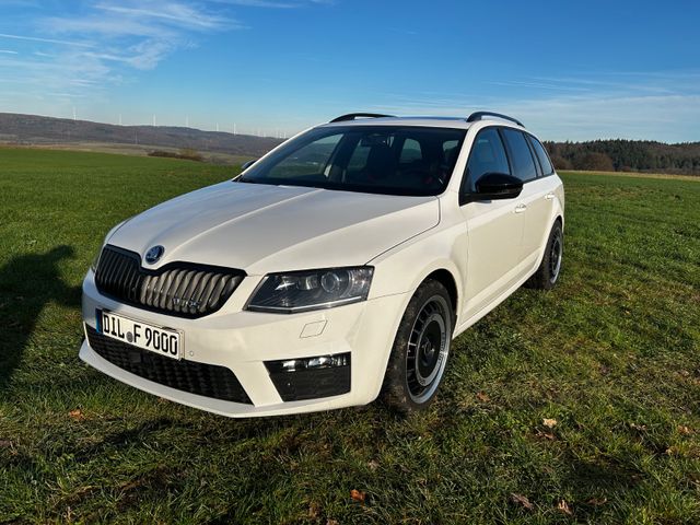 Skoda Octavia 2.0 TDI DSG RS Combi RS