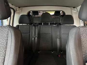MYAUTOCENTER – Gebraucht- und Jahreswagen mit Werkstattservice in Pfaffenhofen Mercedes-Benz Vito Mixto *TEMPO*NAV*SitzHZ*PDC(CAM)*KLIMA*
