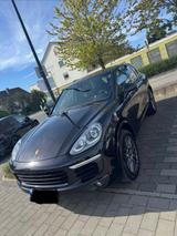 Porsche Cayenne Platinum Edition Platinum Edition (2016) - Porsche Cayenne Gebrauchtwagen in Frankfurt