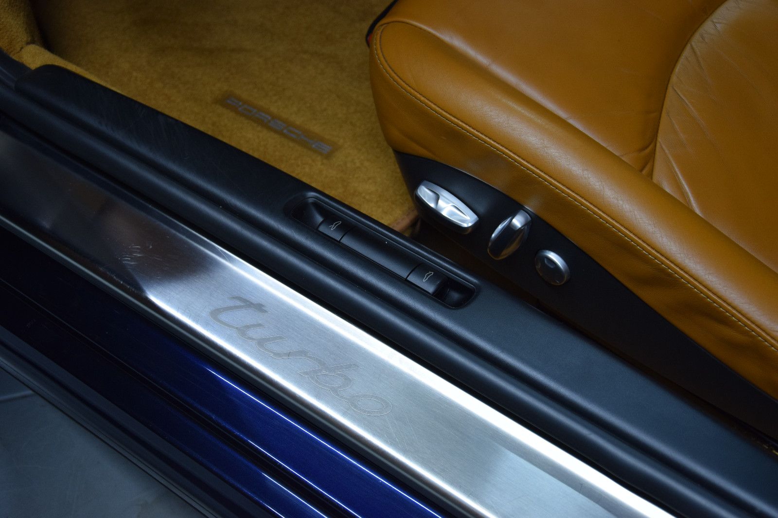Fahrzeugabbildung Porsche 911/997 Turbo Tiptronic Bose Memory SchiebeD.PDC