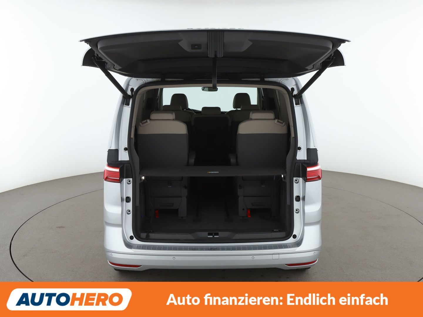 Volkswagen T7 Multivan 1.5 TSI Life Aut. NAVI LED TEMPO foto 17