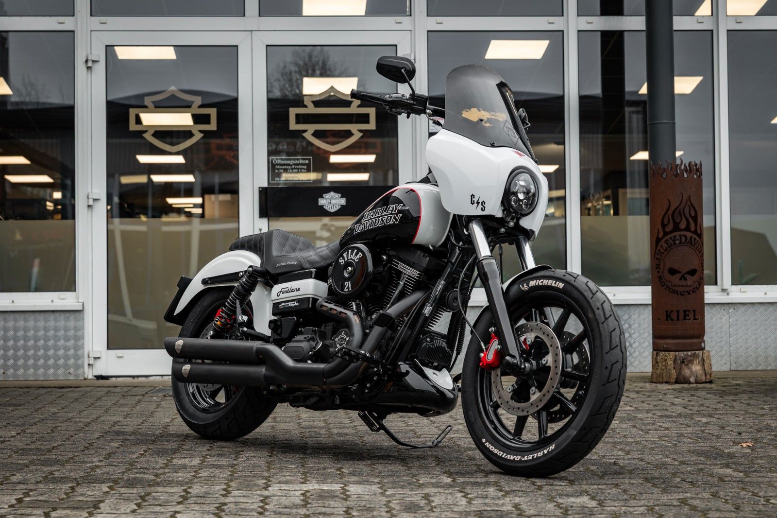 Fahrzeugabbildung Harley-Davidson FXDLS DYNA LOW RIDER S 110cui  - CLUBSTYLE -