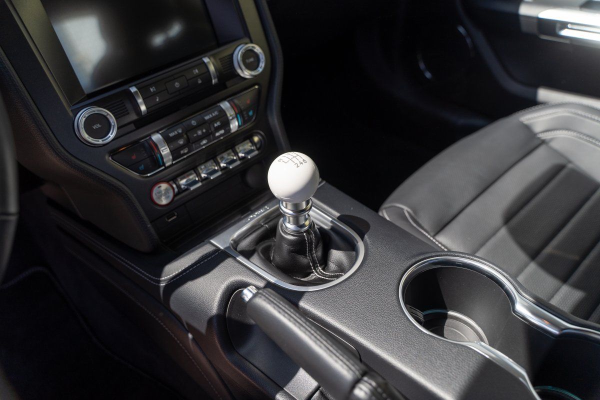 Ford Mustang (Mach1 5.0 V8 -Garantie 2029, Y-Speic)