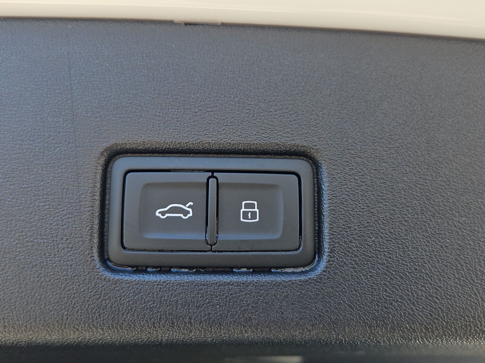 Audi Q4 e-tron 50 quattro S-line NaviPlus Matrix SONO foto 14