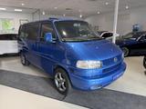 Volkswagen T4 Multivan Multivan im Top Zustand - blaue Volkswagen T4 Multivan
