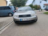 Audi A4 2.0 l 130ps, Klimaautomatik, 8fach... - Audi A4 aus 2002: 1.8