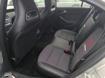 Bild 11 Mercedes-Benz A 180 Style Automatik Navi PDC SHZ