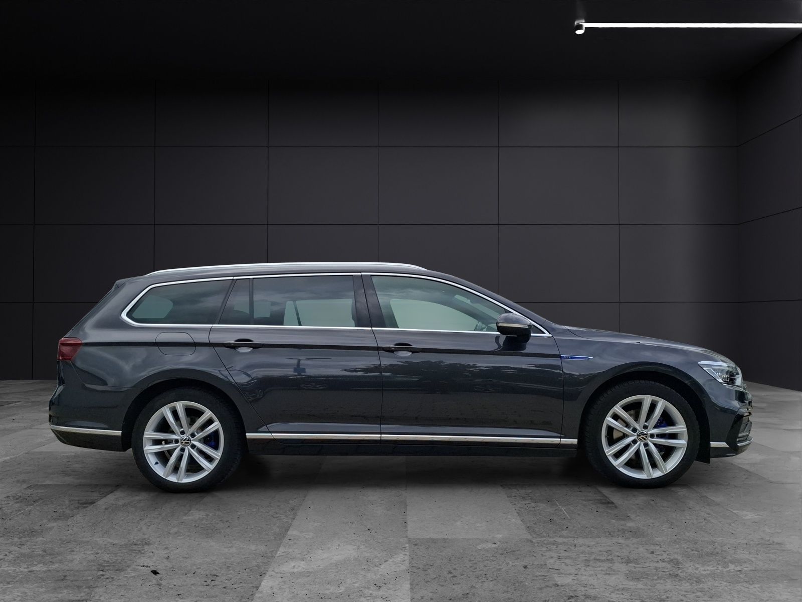 Fahrzeugabbildung Volkswagen Passat Variant GTE Standhzg Matrix AHK Leder ACC
