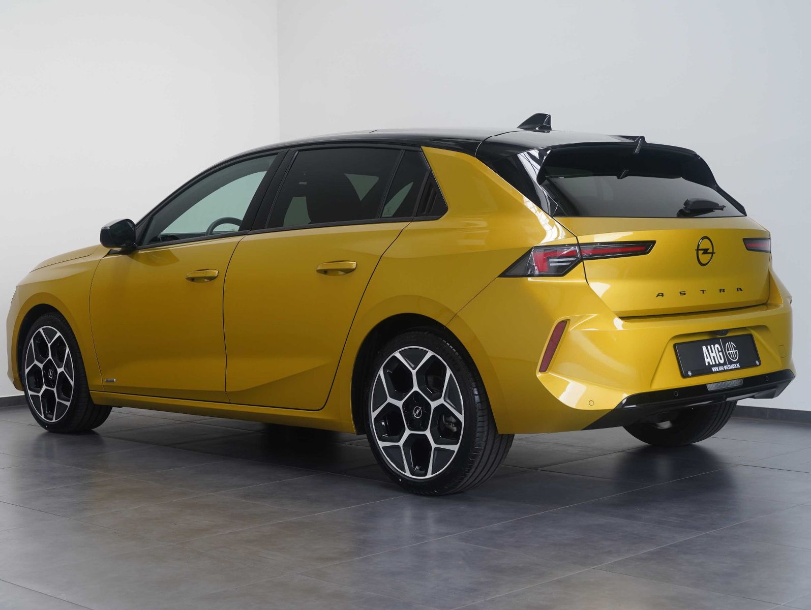 Fahrzeugabbildung Opel Astra L Lim. 5-trg. Ultimate INTELLILUX/PANORAMA