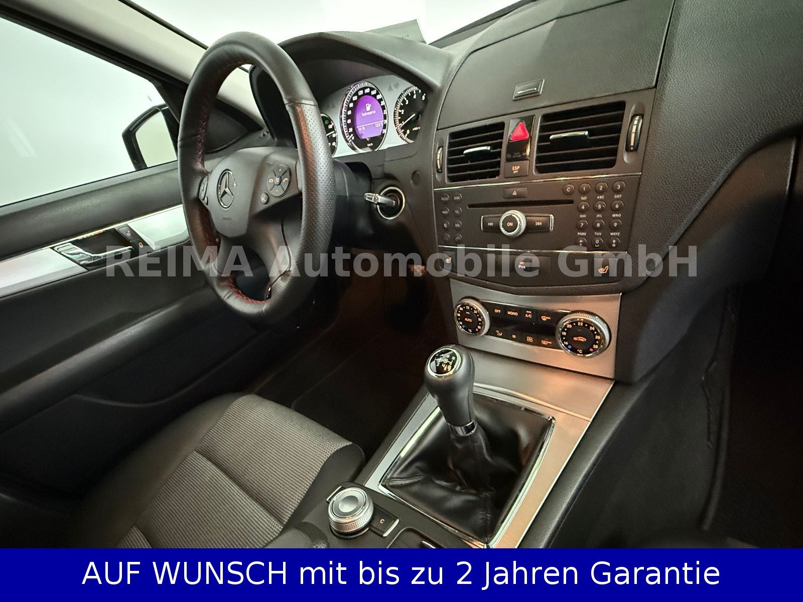 Fahrzeugabbildung Mercedes-Benz C 200 Kombi Avandgarde, Klima, Navi