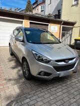 Hyundai ix 35 CRDI  4x4 Automatik Diesel 1... - Hyundai ix35 Gebrauchtwagen in Duisburg