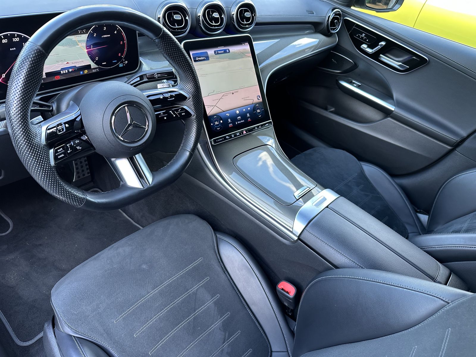 Fahrzeugabbildung Mercedes-Benz C 220d T 4Matic AMG Line NAV+LED+ACC+STHZ+19ZOLL