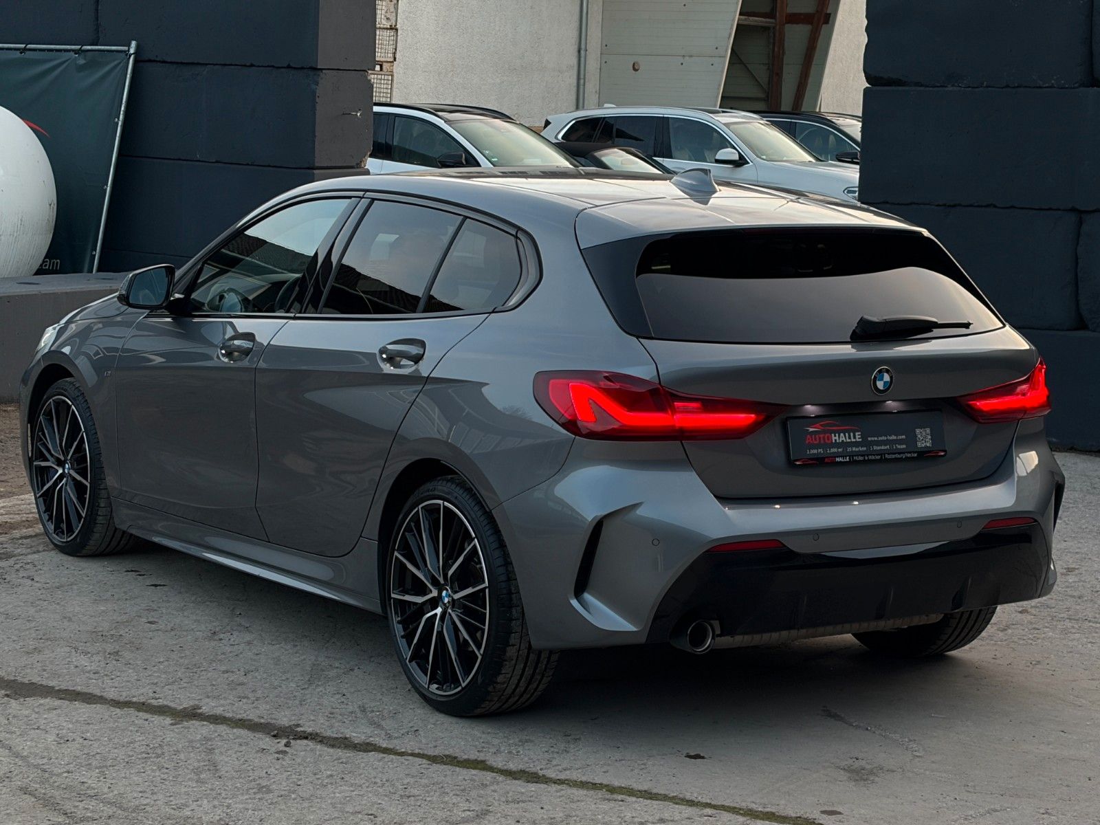 Fahrzeugabbildung BMW 118i Aut. M Sport Tempomat CarPlay SHZ LED PDC