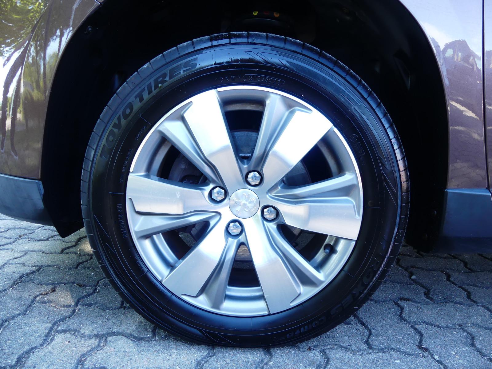 Peugeot 2008 1.6 VTi 120 Allure