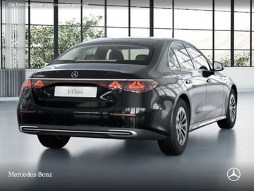 Mercedes E 220 - 5