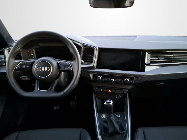 A1 SPORTBACK 30 TFSI ADVANCED LED+SHZ+PDC+DAB