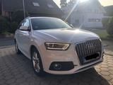 Audi Q3 2.0 TFSI S tronic quattro - Sport  - Audi Q3 in Oberhausen