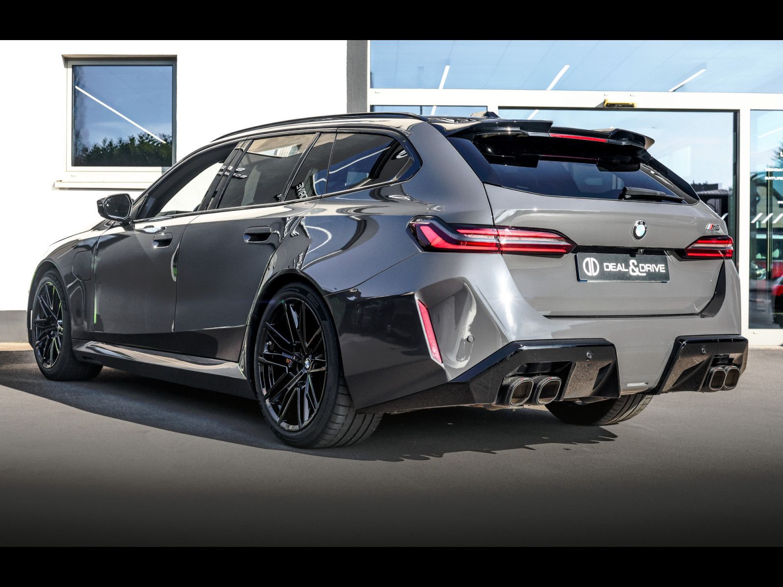 BMW M5 TOURING°FR°INDIVIDUAL°AKRA°KERAMIK°WARR 2/29 imagem 3