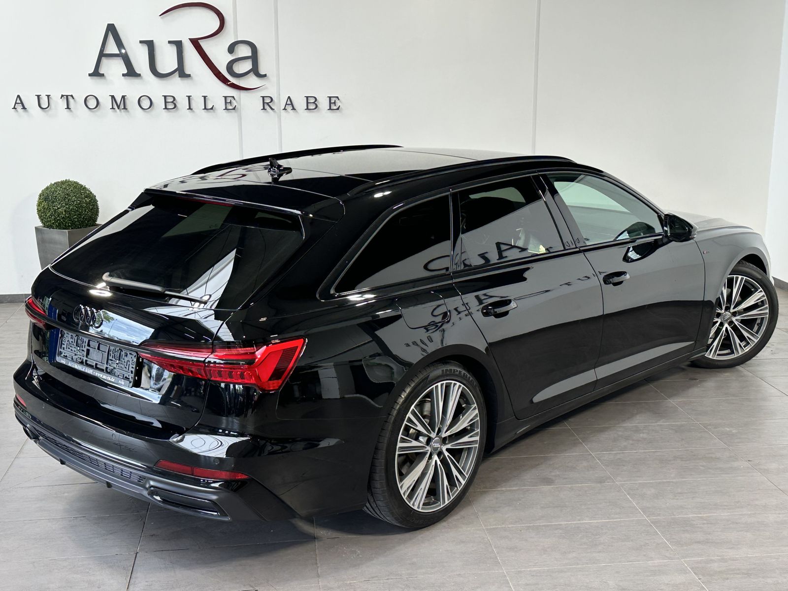 Fahrzeugabbildung Audi A6 Avant 45 TFSI S-Line NAV+LED+VCOCKPIT+PANO+SH