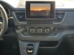 Fahrzeugabbildung Trafic Combi L2H1 3,0t Evolution 2.0 BLUE dCi 15